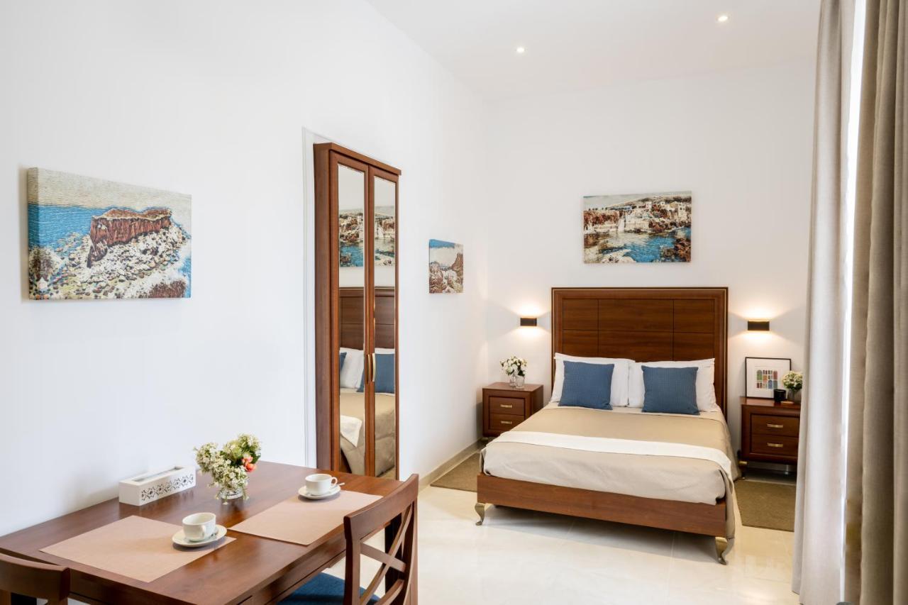 The Siggiewi Suites Bagian luar foto